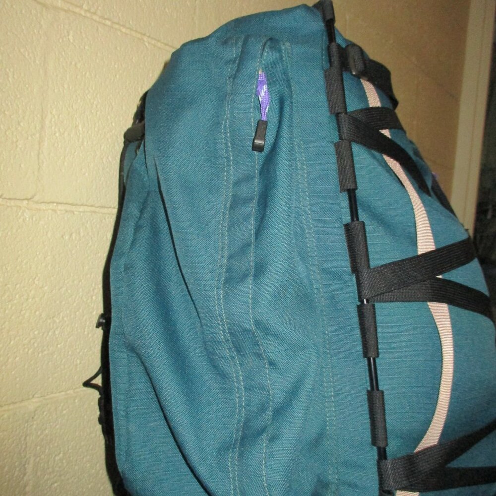 X-Large Kelty Travel Backpack Duffle Bag Excellen… - image 4